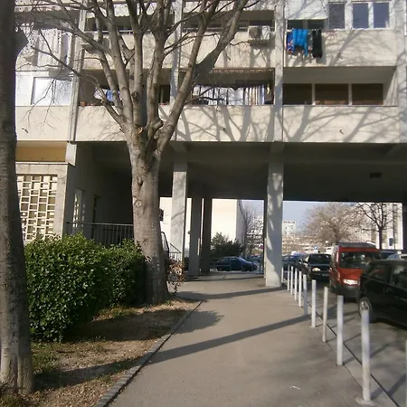 Apartment Neva